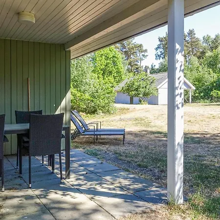 Semesterbostad 3 Bedroom Stunning In Aakirkeby Vester Somarken